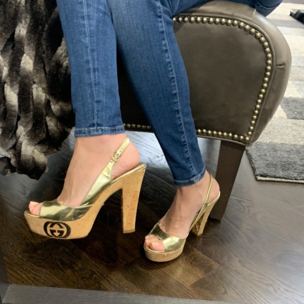Gucci Gold Cork Slingback’s 7.5